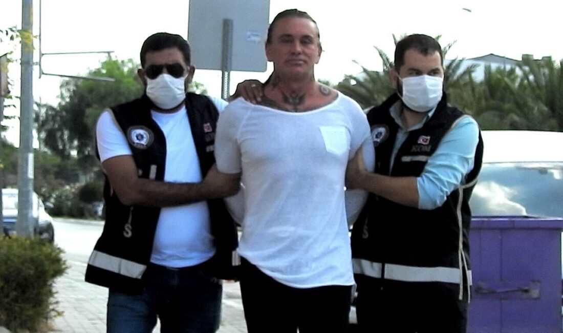 Organize suç örgütü lideri Necati Coşkun Arabacı, İzmir Adnan Menderes