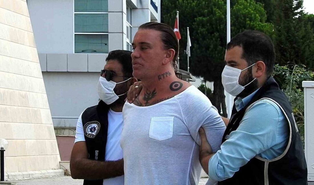 İzmir Cumhuriyet Başsavcılığı'nın yürüttüğü soruşturma kapsamında, organize suç örgütünün lideri