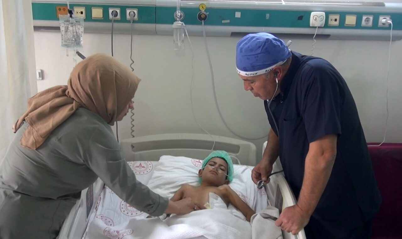 Şanlıurfa’da Akciğer Kisti Patlayan 7 Yaşındaki Çocuk Acil Ameliyatla Kurtarıldı