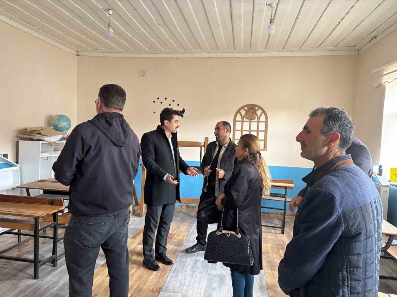 Susuz Kaymakamı Muhammed Emin Tutal, Kars’ın Kayalık Köyü’nü ziyaret etti.