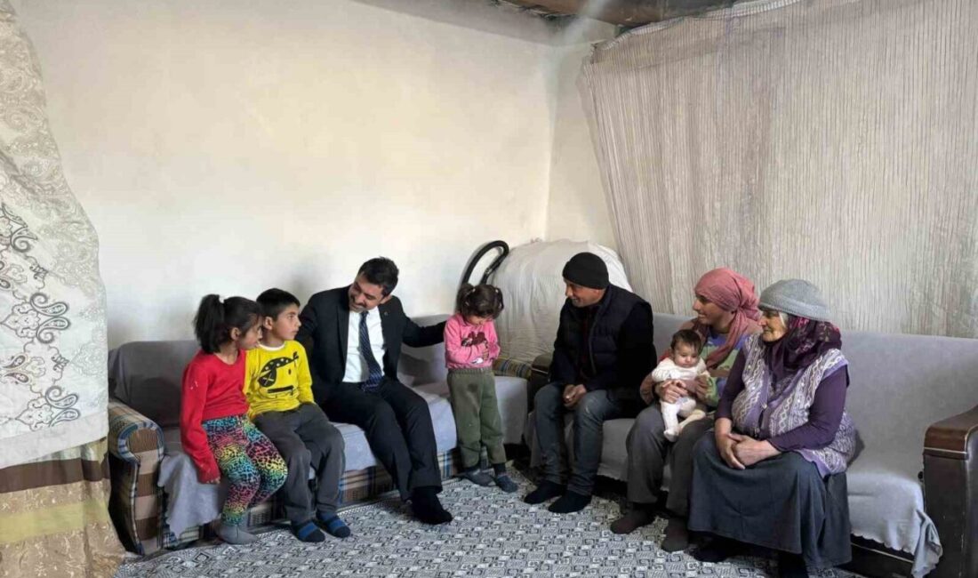 Kars Susuz'da "Hoş Geldin Bebek" projesi hayata geçirildi. Kaymakam Muhammed