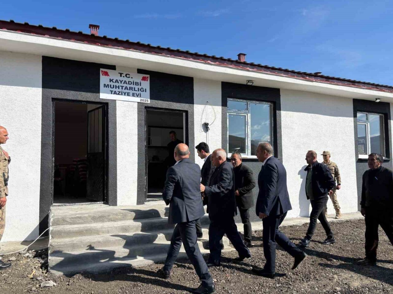 Kars'ın Susuz ilçesi Kayadibi köyünde uzun süredir beklenen Taziye Evi'nin