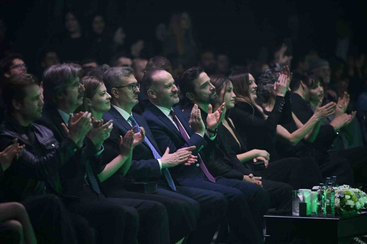 TRT'nin uluslararası dijital platformu tabii, yeni sezonunu tanıttı. TRT Genel