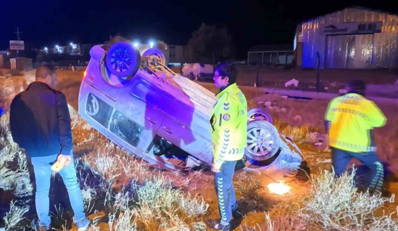 Aksaray’da Taksici Kontrolü Kaybetti, Kaza Yerinden Kaçtı