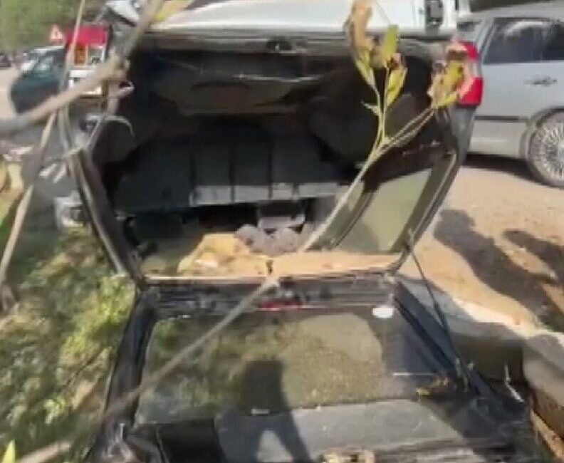 Bursa’da otomobilin refüje çarpıp takla atması sonucu bir kişi yaralandı Bursa'nın Nilüfer ilçesinde, İzmir yolu üzerinde seyir halindeki otomobil kontrolden