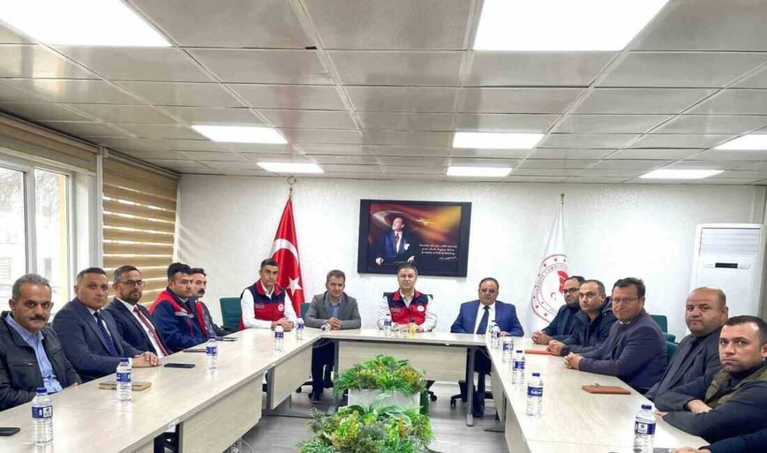 Afyonkarahisar'da, Tarım ve Orman İl Müdürü Özkan Parlak'ın katılımıyla tarımsal