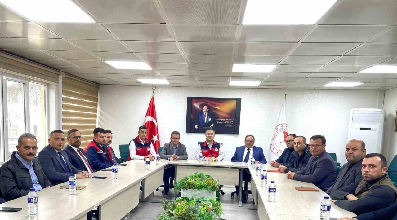 Afyonkarahisar'da, Tarım ve Orman İl Müdürü Özkan Parlak'ın katılımıyla tarımsal