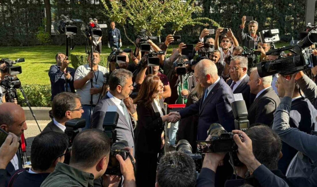 TBMM Başkanı Numan Kurtulmuş, Diyarbakır Büyükşehir Belediyesini Ziyaret Etti TBMM Başkanı Numan Kurtulmuş, Diyarbakır'a düzenlediği ziyaret kapsamında Belediye Başkanı