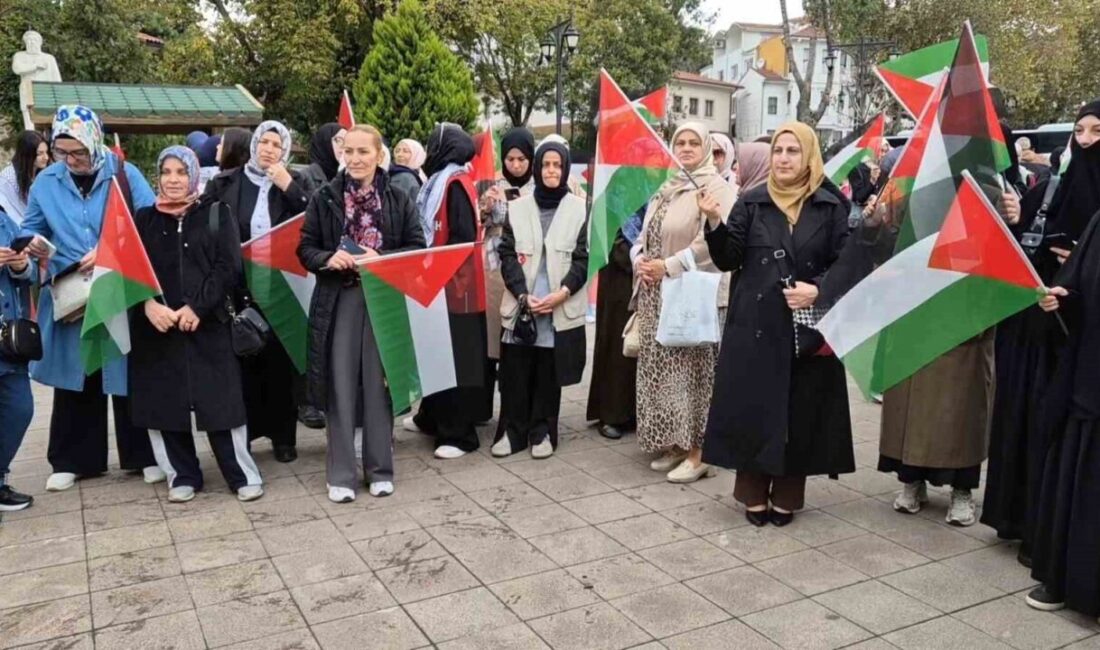 Tekirdağ'da, Filistin'in özgürlüğü için Küresel Sumud Filosu'na destek amacıyla düzenlenen