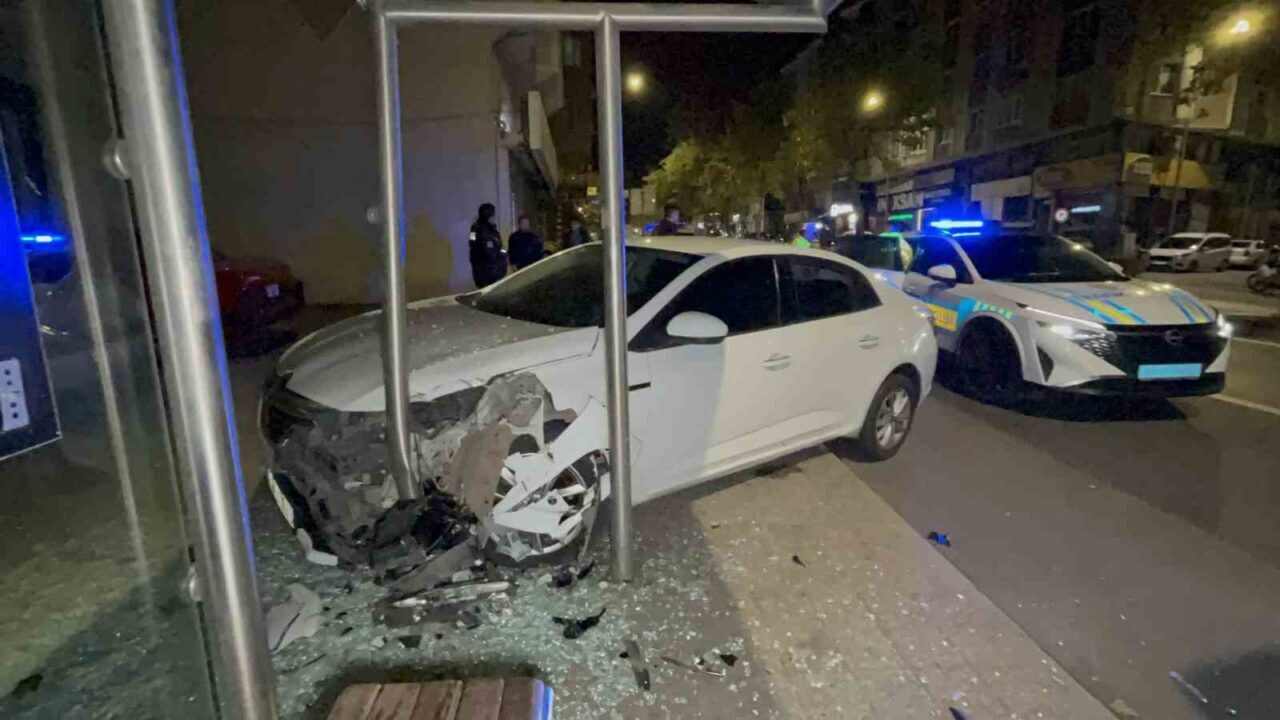 Tekirdağ'ın Çorlu ilçesinde, alkollü sürücü A.Ö. polisin 'dur' ikazına uymayarak