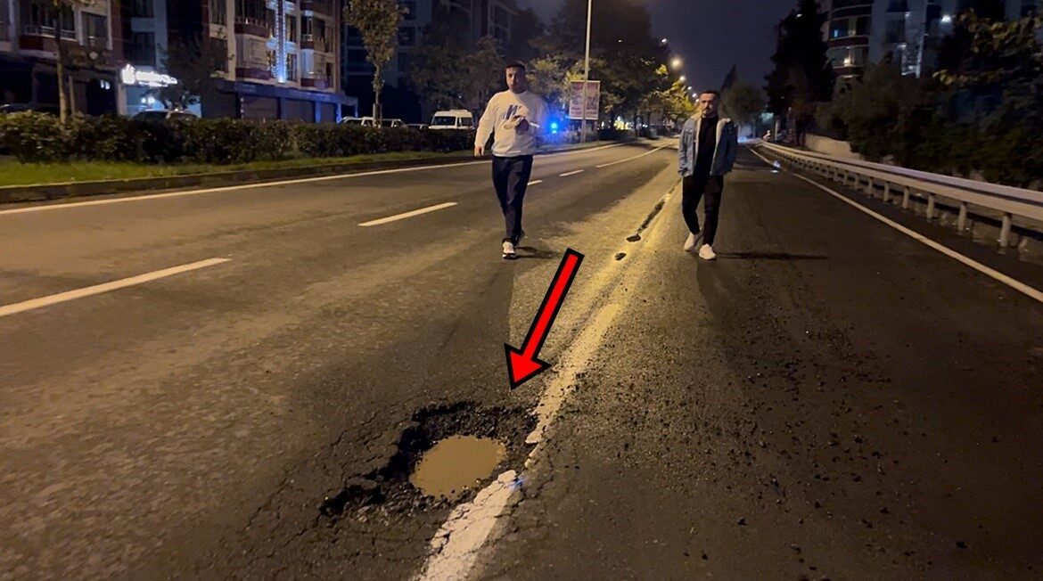 Çorlu'da Turgut Şen'in kullandığı otomobil, gece saatlerinde Bülent Ecevit Bulvarı'ndaki