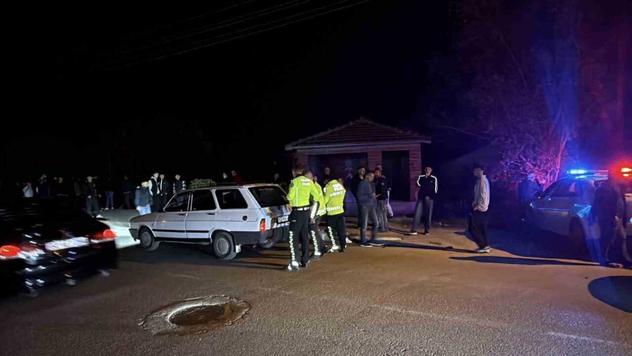 Tokat'ın Erbaa ilçesinde motosiklet ile otomobilin çarpışması sonucu E.Y. ve