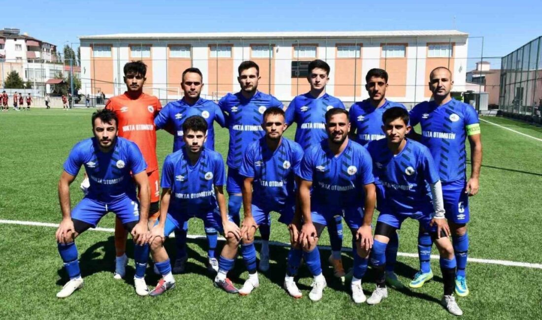 Tomarza Belediyespor, Tomarza İlçe Stadı'nda oynanan karşılaşmada Yeni Erciyesspor'u 3-2