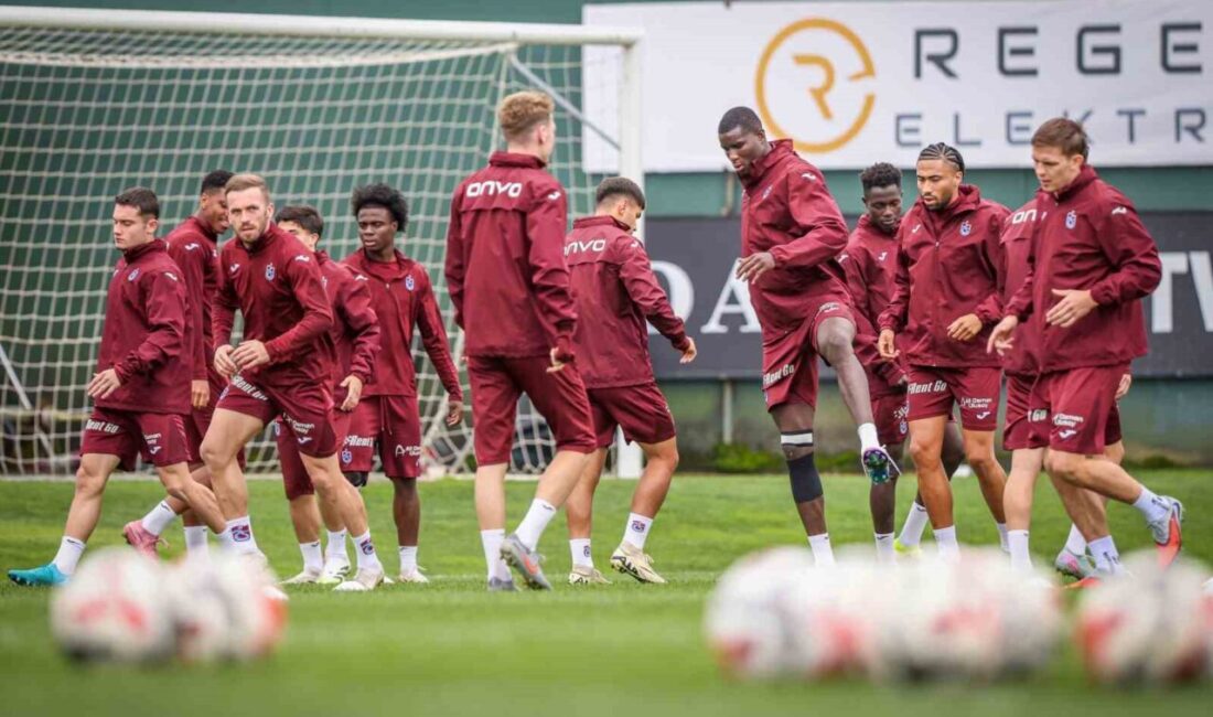 Trabzonspor, Çaykur Rizespor ile oynayacağı maça hazırlık yapıyor. Teknik Direktör