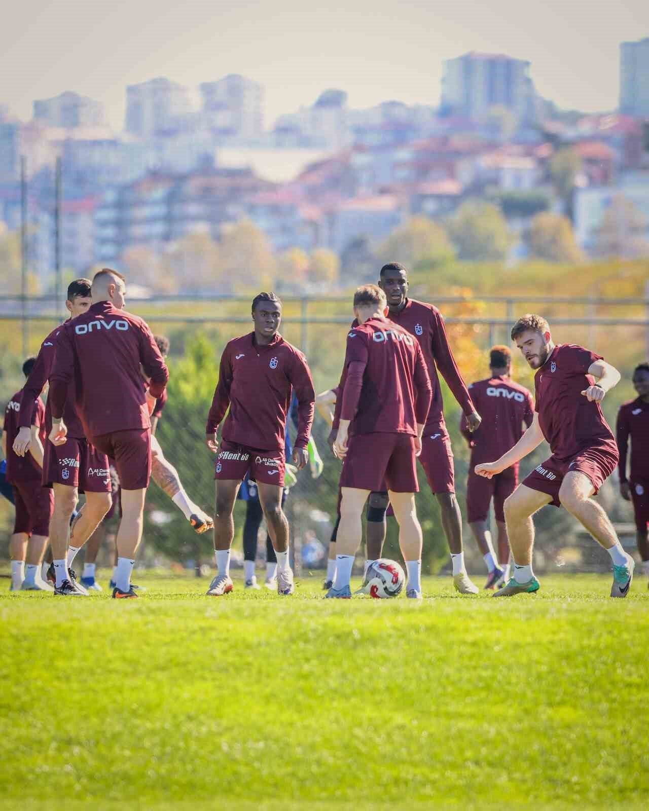 Trabzonspor, Galatasaray ile yapacağı maç için hazırlıklarını Mehmet Ali Yılmaz