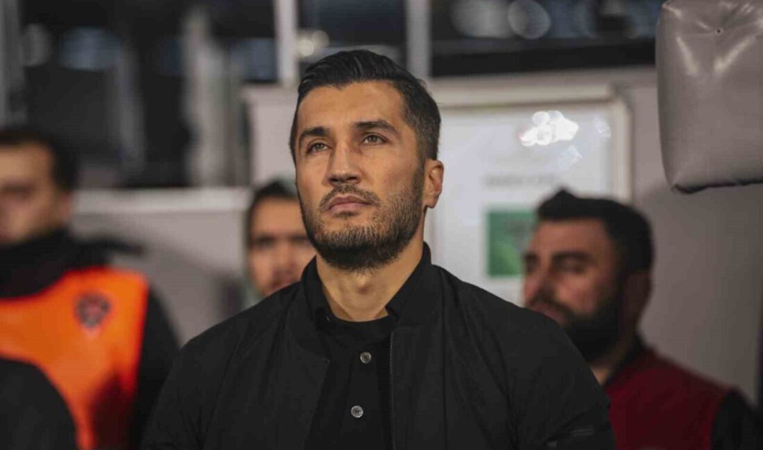 Çaykur Rizespor, Başakşehir ile Süper Lig’in 3. hafta erteleme maçında golsüz eşitlikle ilk yarıyı tamamladı Trendyol Süper Lig'in 3. hafta erteleme maçında Çaykur Rizespor, Başakşehir