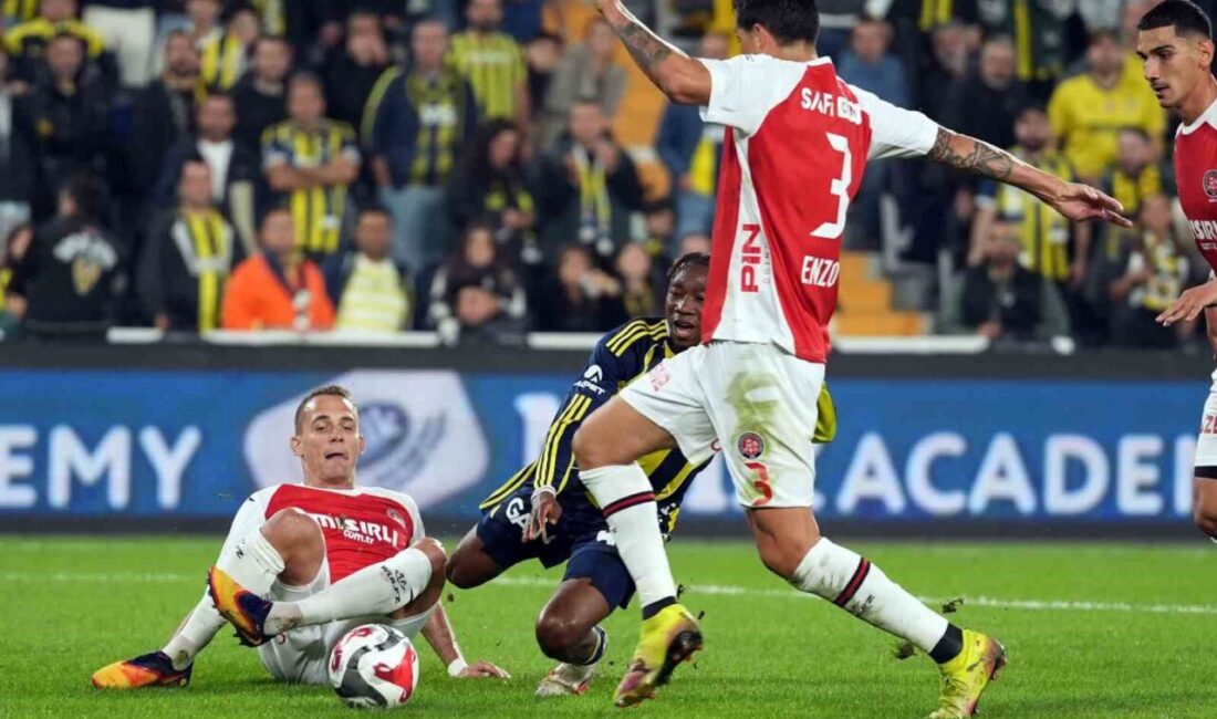 Fenerbahçe, Trendyol Süper Lig'in 9. haftasında Fatih Karagümrük'ü 2-0 ile