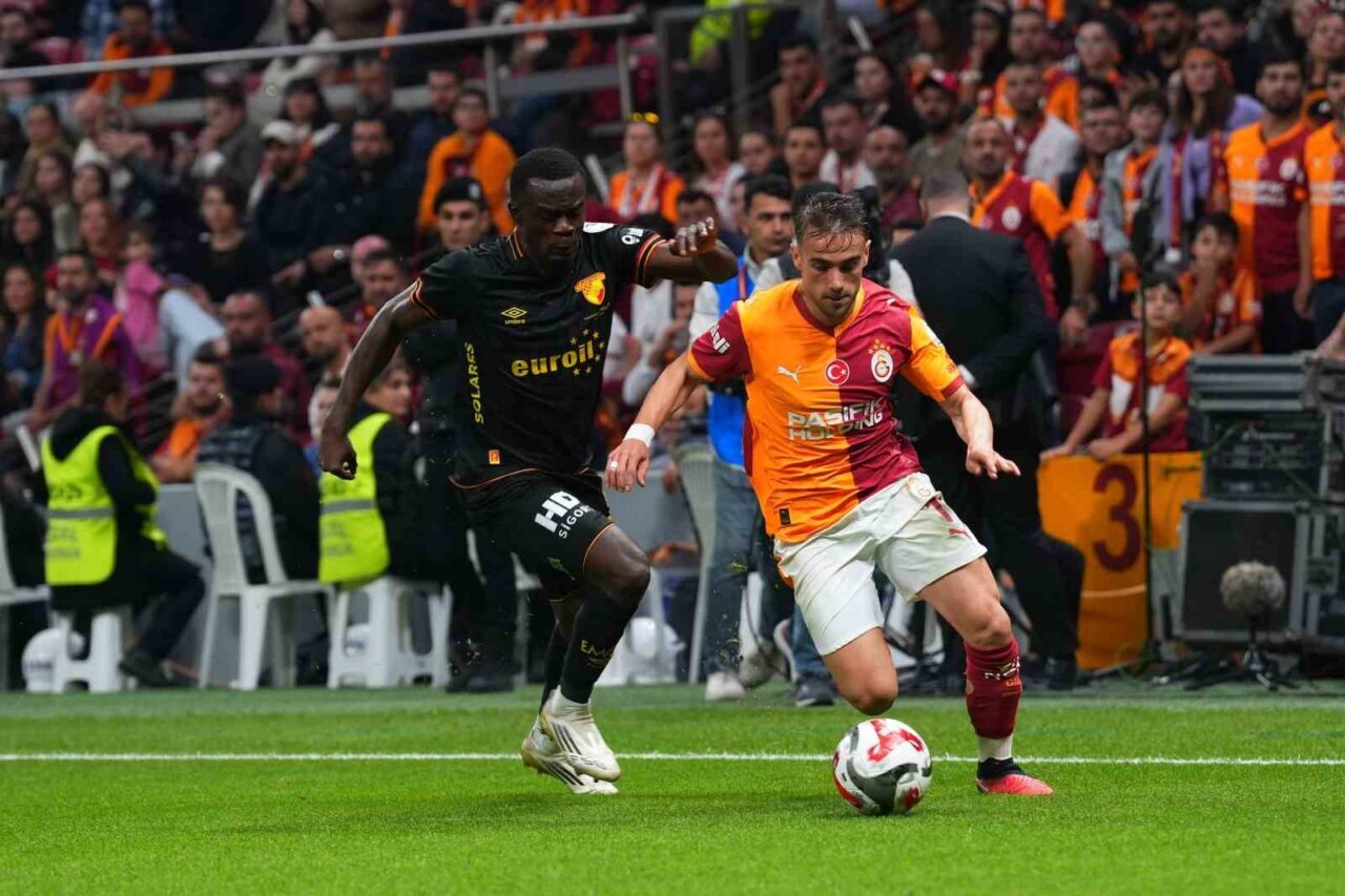Galatasaray, Trendyol Süper Lig’in 10. haftasında Göztepe'yi 3-1 yenerek önemli