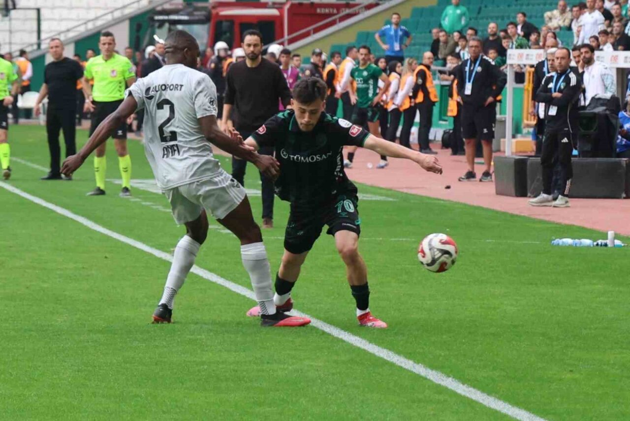 Trendyol Süper Lig'in 9. haftasında Konyaspor, Kocaelispor'a 2-3 kaybetti. İlk