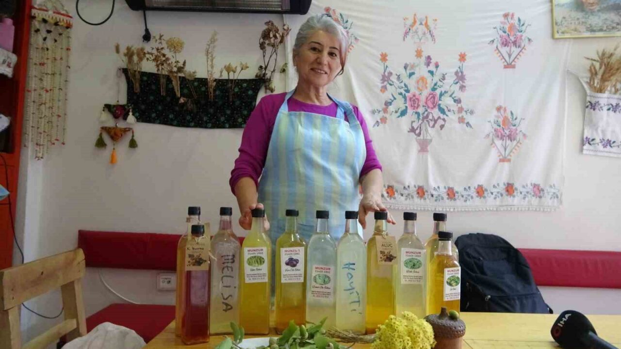 Tunceli’nin Aktarla köyünde yaşayan 60 yaşındaki Saniye İldeniz, yerel bitkileri
