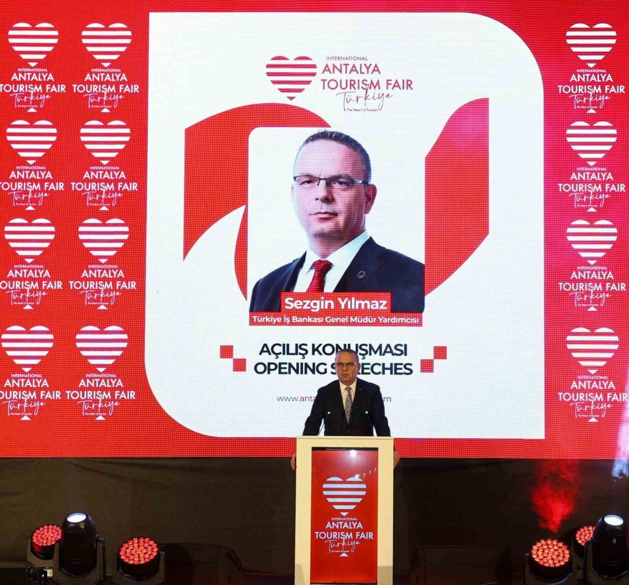 Türkiye İş Bankası, Antalya Turizm Fuarı’nda Dijital Platformunu Tanıttı