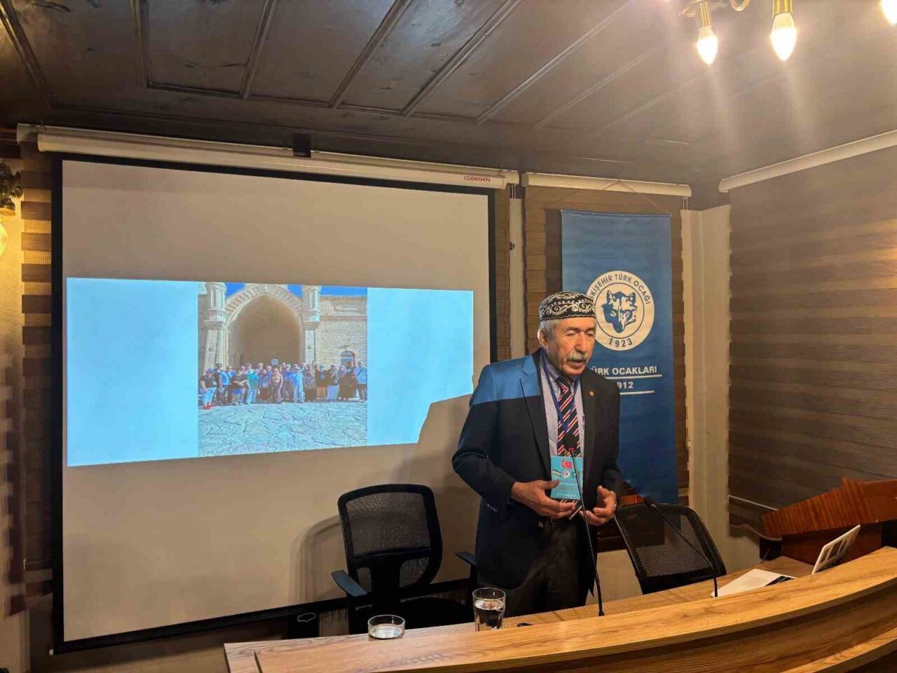 Türk Ocağı Eskişehir Şubesi, Başkanı Prof. Dr. Nedim Ünal ile