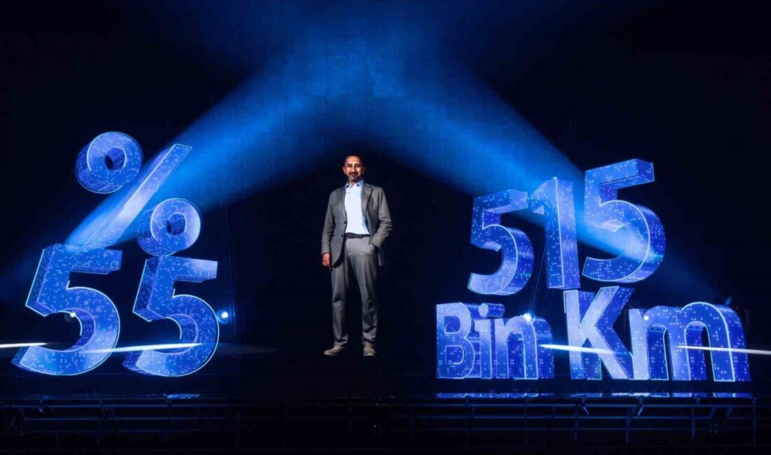 Türk Telekom CEO'su Ümit Önal, 16 Ekim'de gerçekleşecek 5G frekans