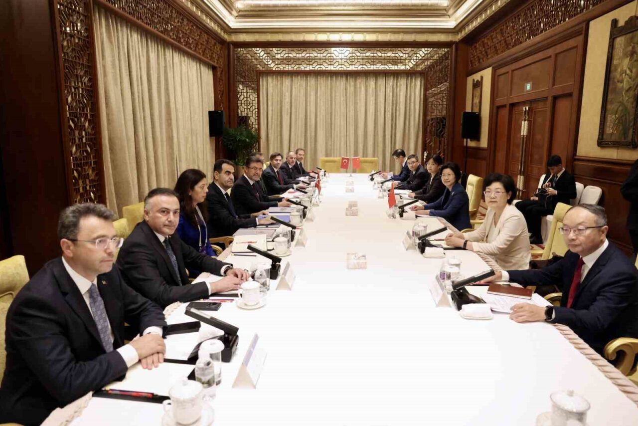 Tarım ve Orman Bakanı İbrahim Yumaklı, Şanghay'da Çin Gümrükler Genel