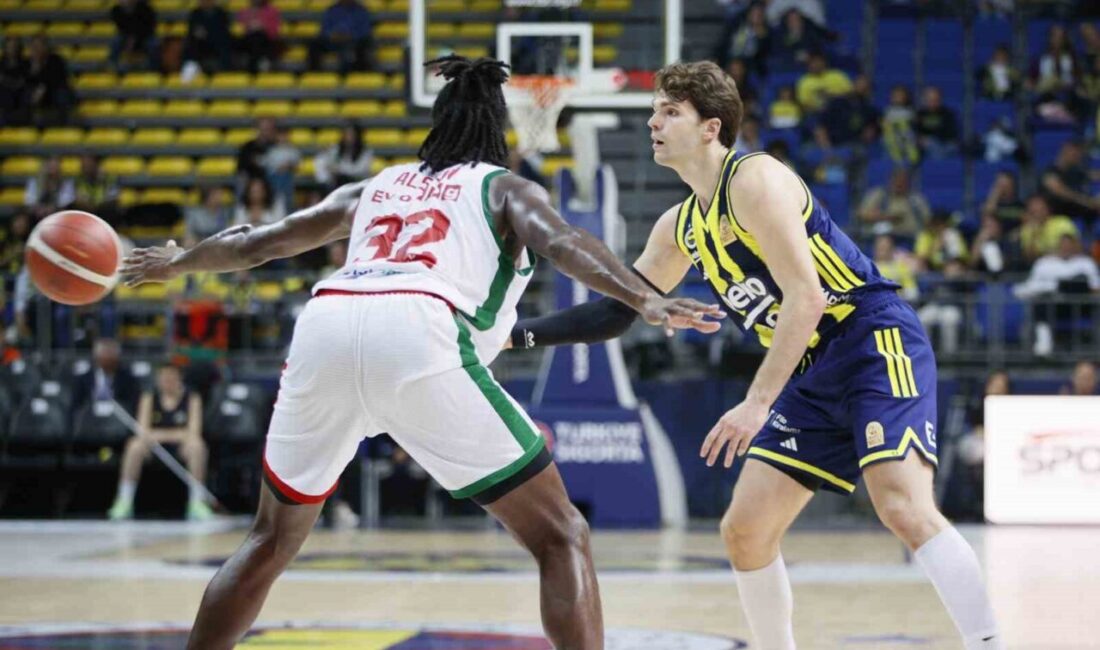 Türkiye Sigorta Basketbol Süper Ligi 3. haftasında Fenerbahçe Beko, Karşıyaka'yı