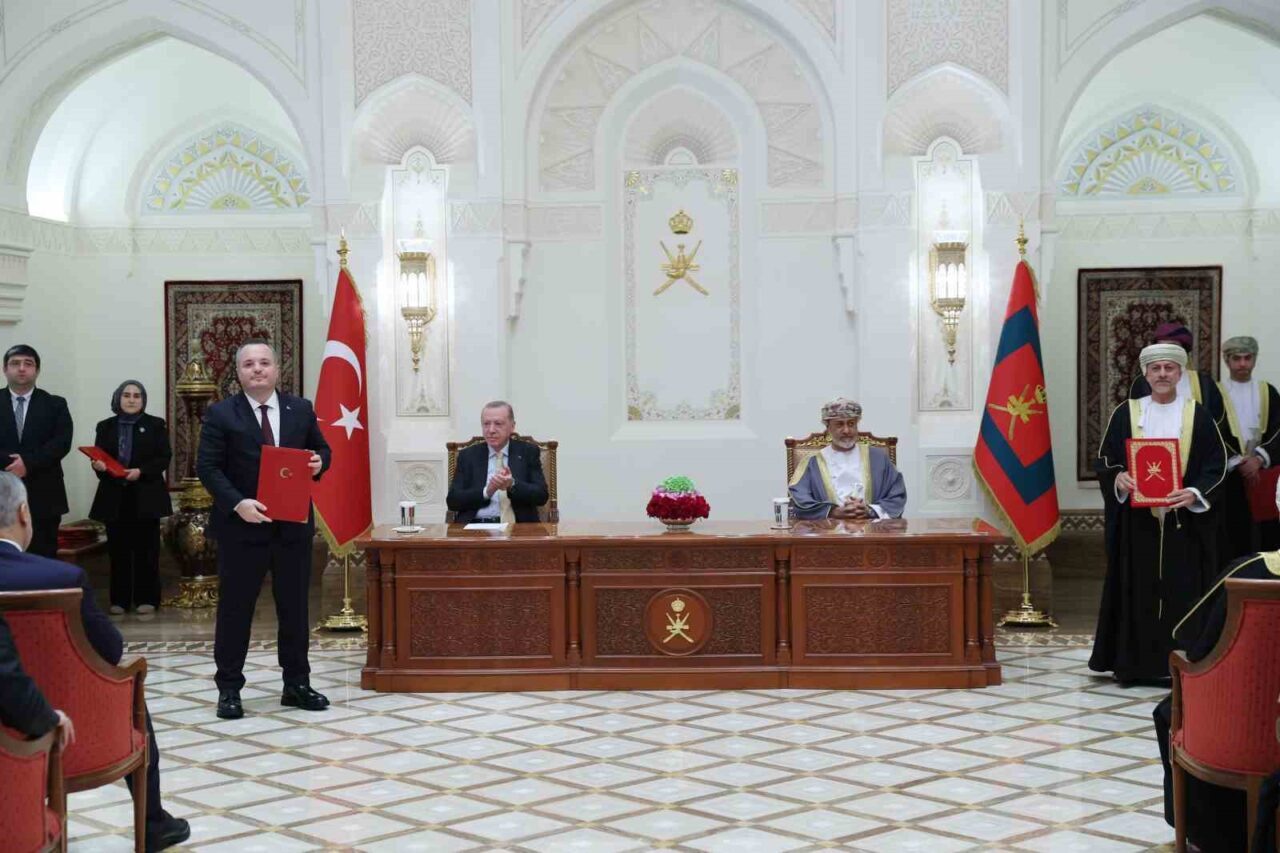 Cumhurbaşkanı Recep Tayyip Erdoğan, Umman Sultanı Heysem bin Tarık ile