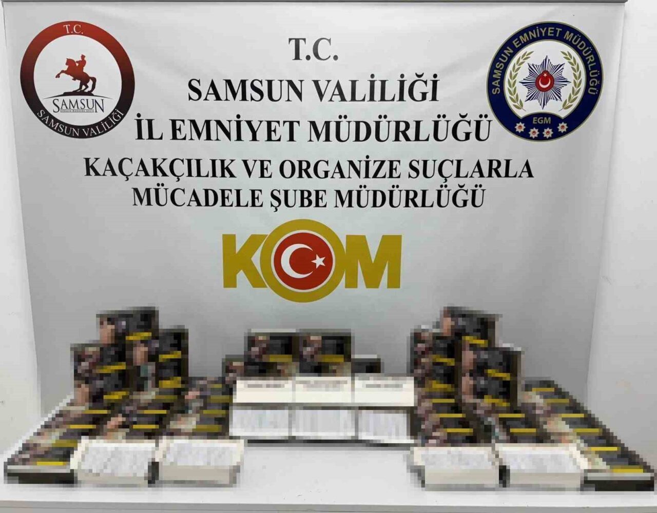 Samsun'un İlkadım ilçesinde düzenlenen operasyonda 12 bin 800 dolu makaron