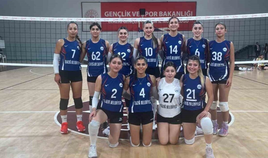 Elazığ Belediyespor, Muş Olimpik’i 3-0 ile geçerek kıyasıya mücadele etti Elazığ Belediyespor, Türkiye Kadınlar Voleybol 2. Lig 16. Grup 3.