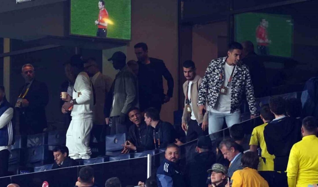 Fenerbahçe, UEFA Avrupa Ligi'nde Nice'i 2-1 yenerek 2. haftada galip