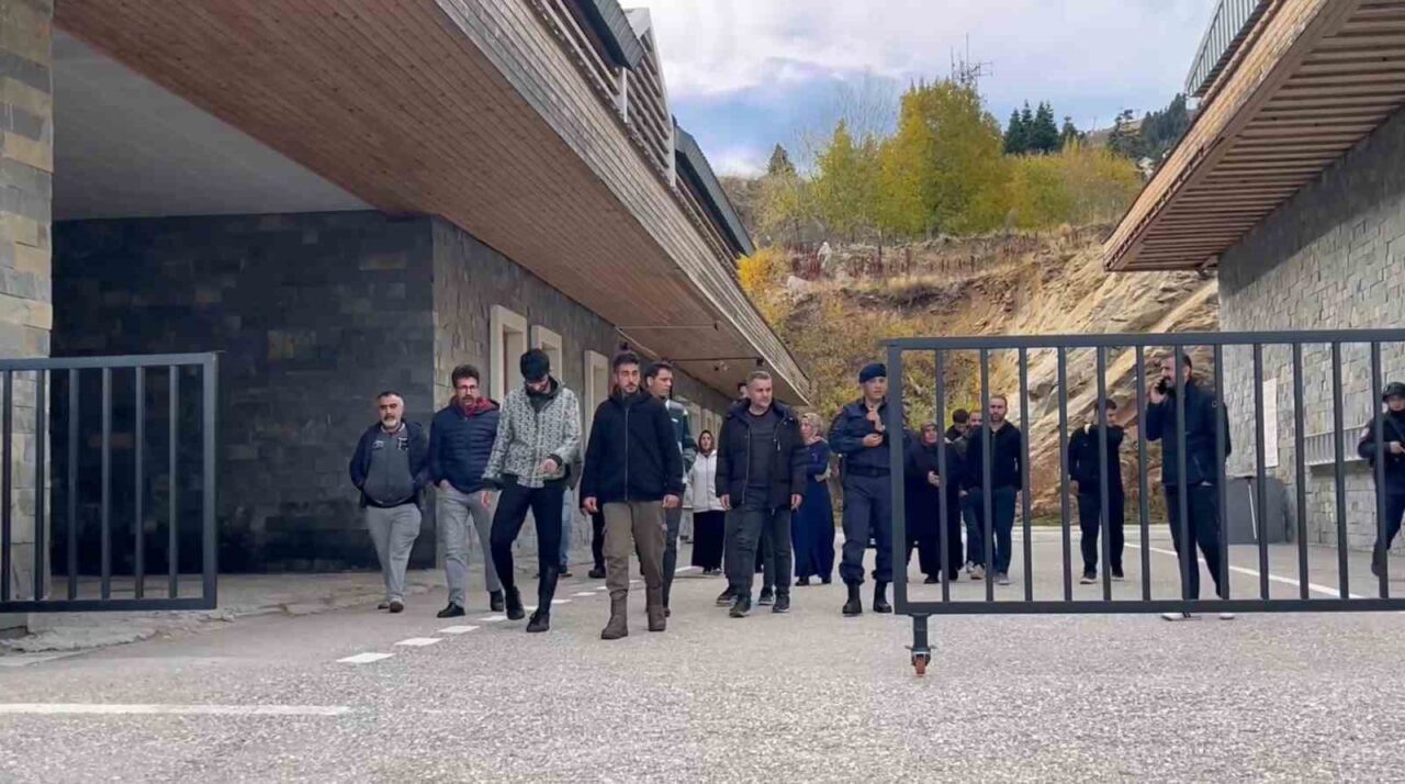 Bursa'da Uludağ'da kestane toplamaya giden Eyüp K. (19) ve Mert