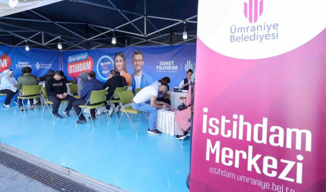 Ümraniye Belediyesi, iş arayan vatandaşlar için İstihdam Çadırları kurarak özel