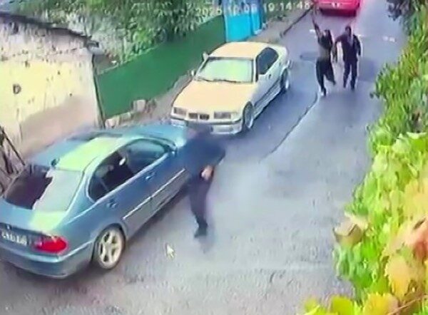 Ümraniye'de, 10 Ekim akşamı silahlı bir grup, mahallede rastgele ateş