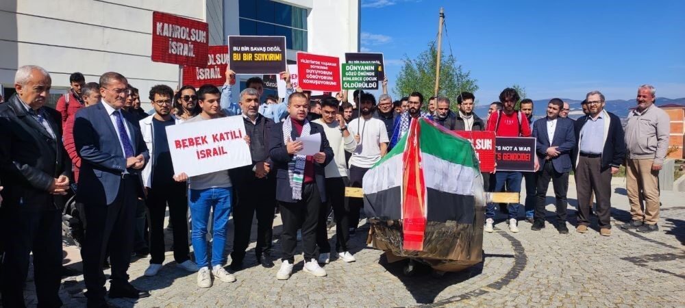 Kastamonu Üniversitesi İlahiyat Fakültesi öğrencileri, Gazze'deki insani duruma dikkat çekmek