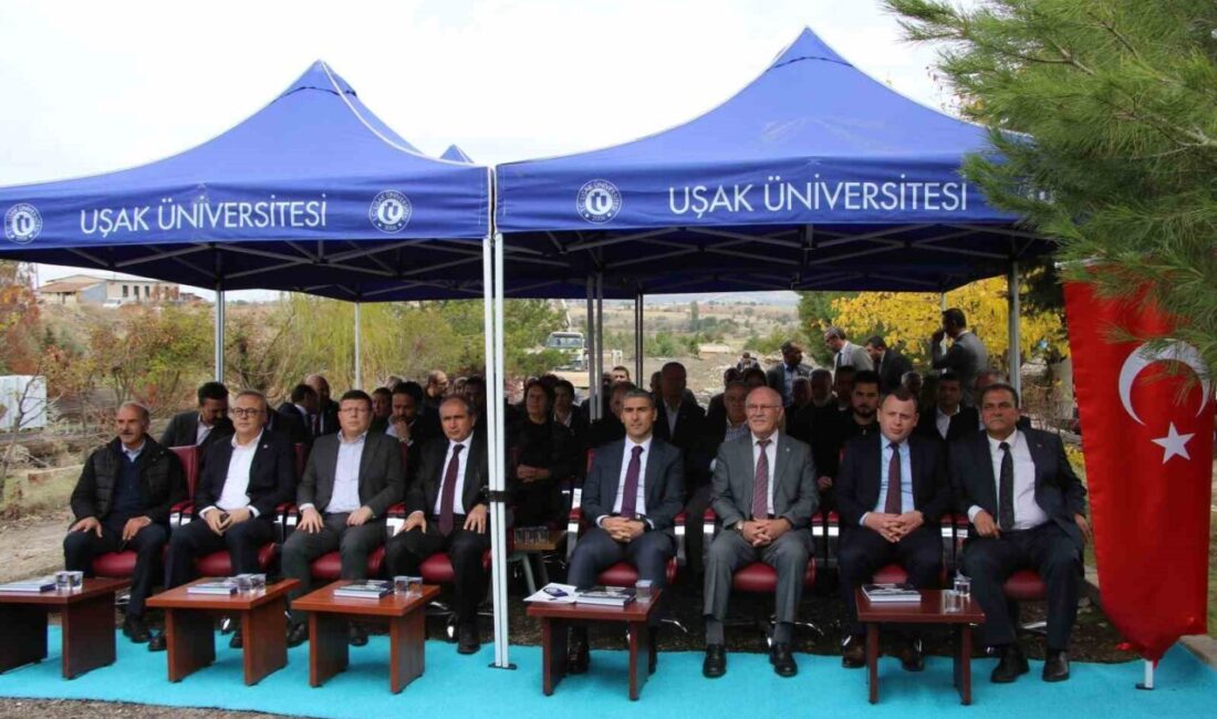 Eşme Meslek Yüksekokulu’nun Yeni Eğitim Binasi İçin Temel Atma Töreni Gerçekleştirildi Uşak Üniversitesi Eşme MYO'nun yıkılan binasının yerine modern bir eğitim