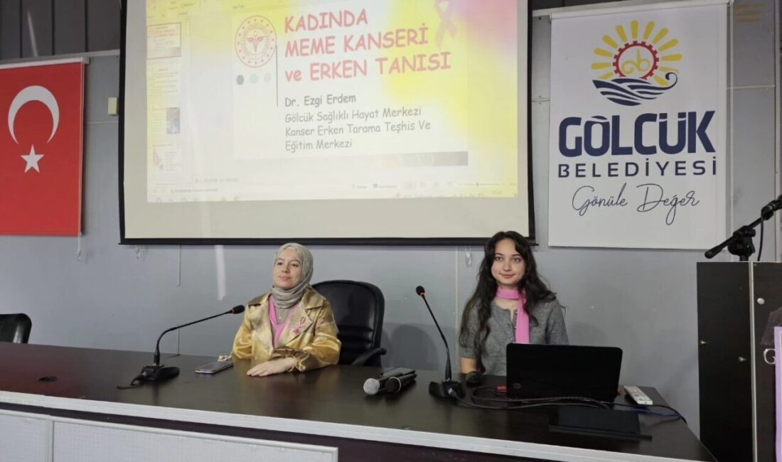 Gölcük'te düzenlenen "Meme Kanseri Farkındalık Paneli"nde erken teşhisin önemi vurgulandı.
