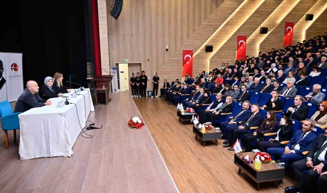 Eskişehir Valisi Hüseyin Aksoy, Anadolu Üniversitesi ve HEGEM Vakfı iş