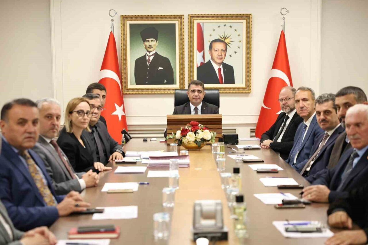 Düzce Valisi Selçuk Aslan, 2025 yılında Sosyal Yardımlaşma ve Dayanışma