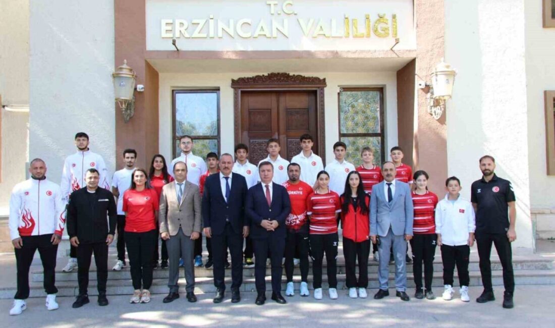 Erzincan Valisi Hamza Aydoğdu, Amatör Spor Haftası etkinlikleri kapsamında Gençlik