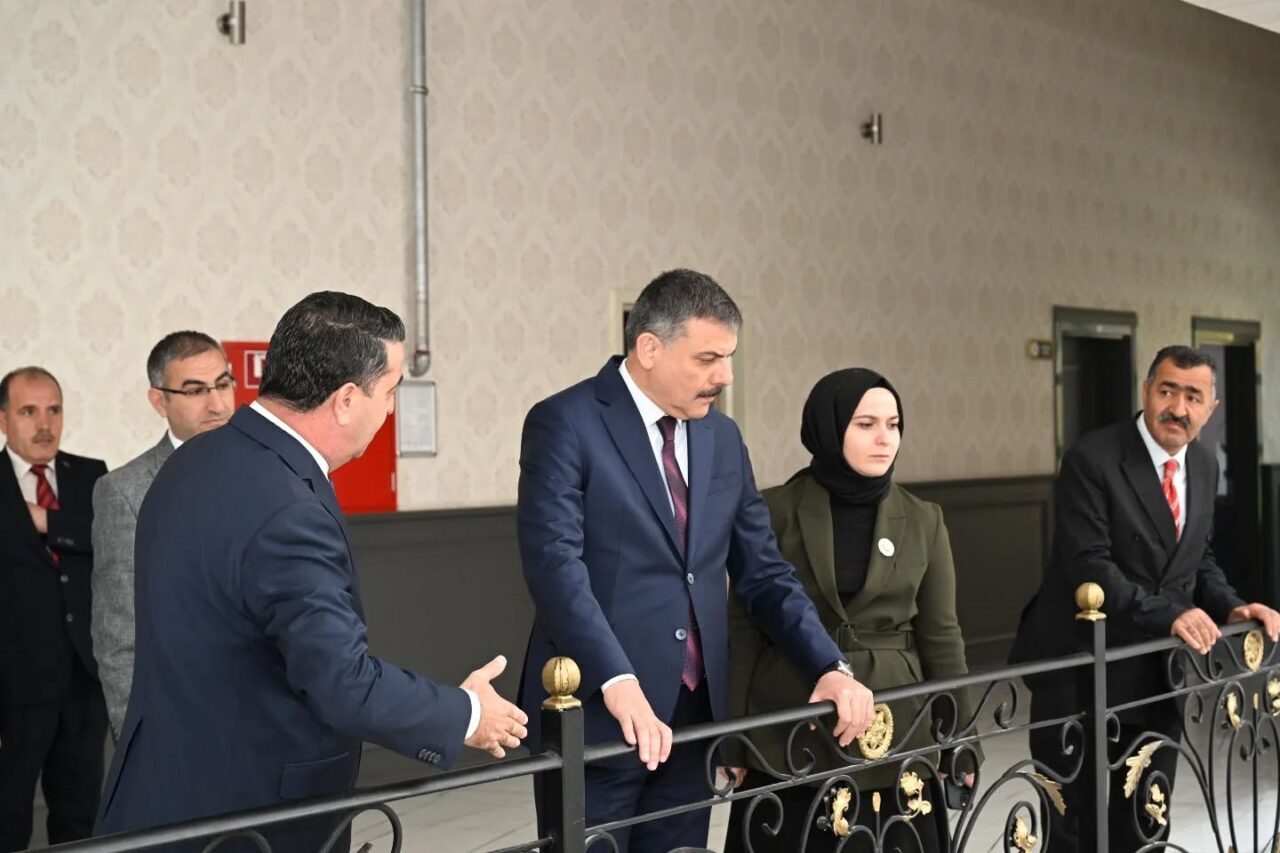 Erzurum Valisi Mustafa Çiftçi, İl Nüfus ve Vatandaşlık Müdürlüğü’nü ziyaret