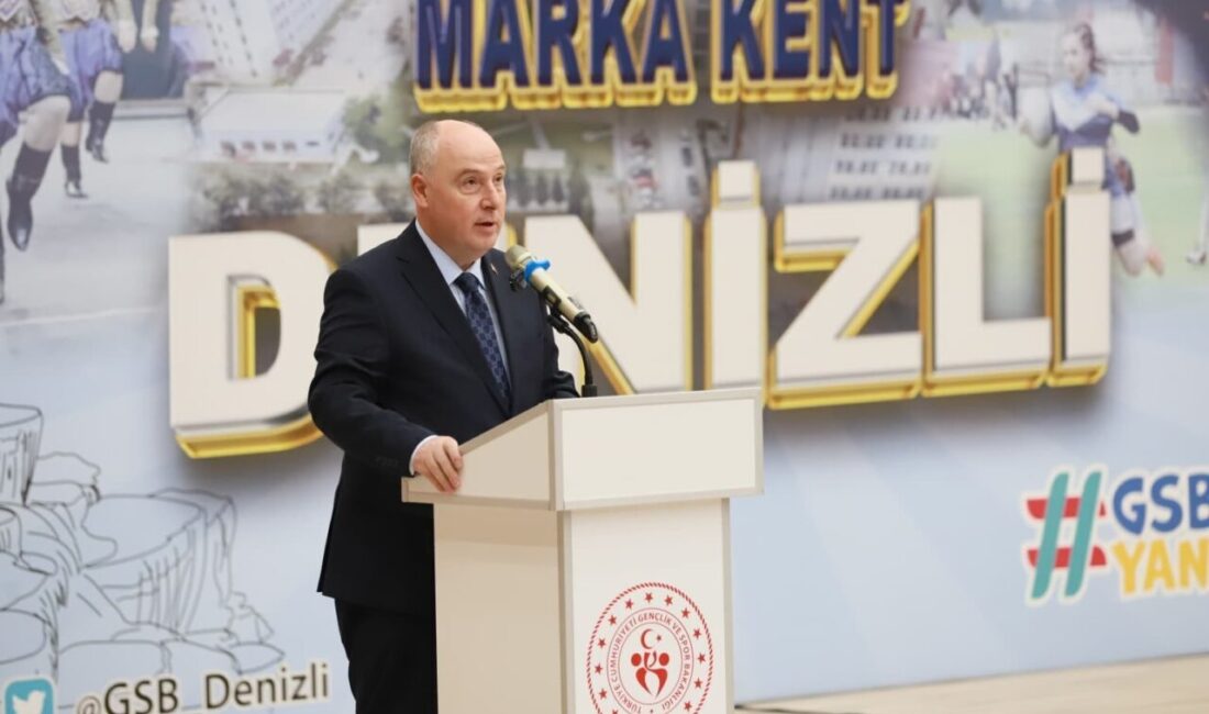 Denizli’de Okul Sporları Yeni Dönemi Başlıyor, Vali Coşkun Çocukların Spor Yapmasının Önemini Vurguladı Denizli'de gerçekleştirilen okul sporları bilgilendirme toplantısında Vali Ömer Faruk Coşkun,