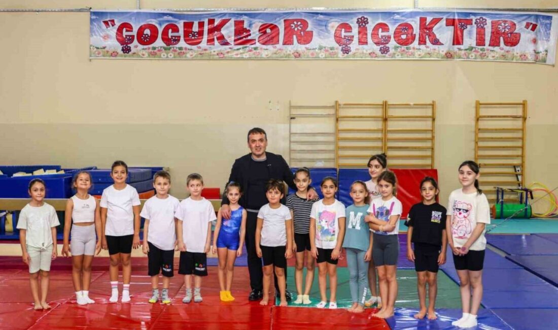 Bilecik Valisi Faik Oktay Sözer, Gençlik ve Spor İl Müdürlüğü'nün
