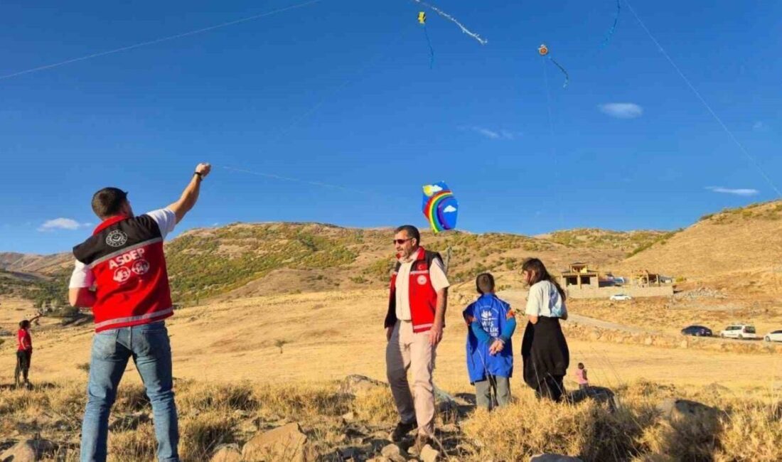 Varto’da “Aile Yılı” Etkinlikleri Kapsamında Çocuklar İçin Uçurtma Yapım Etkinliği Düzenlendi Muş'un Varto ilçesinde "Aile Yılı" kapsamında, Sosyal Hizmet Merkezi öncülüğünde
