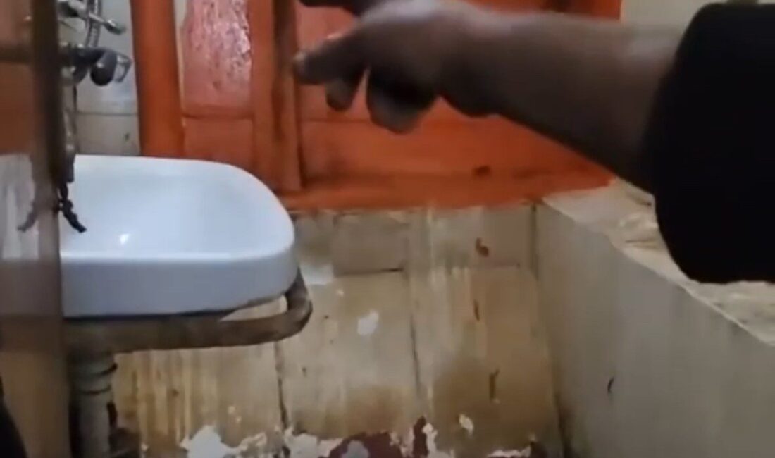 Bandırma’da Gemide Yaklaşık 25 Gün Mahsur Kalan Mürettebat, Zor Durumda olduklarını Duyurdu Balıkesir'in Bandırma ilçesinde 25 gündür demirde bekleyen "Didim Fatsa" gemisinin