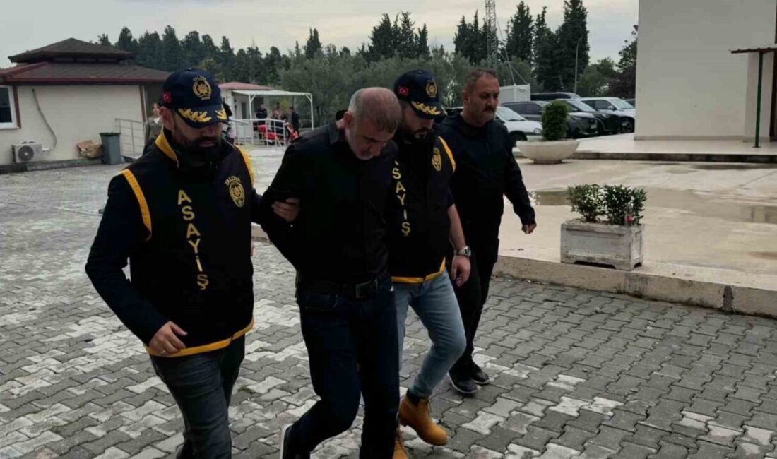 Yalova'nın Altınova ilçesinde, boşanma aşamasındaki Özgür A., eşi Belgin A.