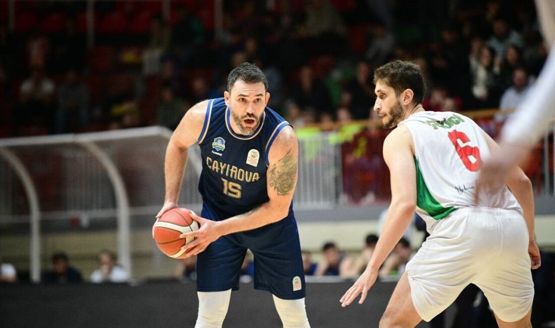 Çayırova Belediyesi, Yalovaspor Basketbol'u 95-83 yenerek Türkiye Basketbol Ligi'nde dörtte