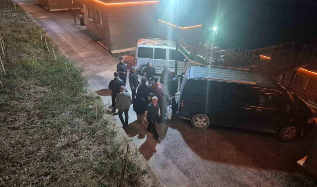 Karabük’teki Apartmanda Çıkan Yangın Sonrası 28 Kişi Misafirhaneye Yerleştirildi Karabük'te bir apartmanda çıkan yangın sonrası 28 kişi evlerinden tahliye